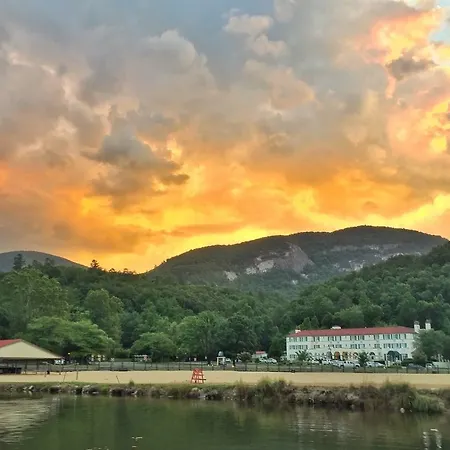 The 1927 Lake Lure Inn And Spa